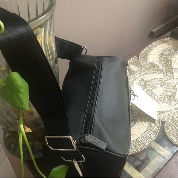 Jimmy Choo - Picture 4 of 8